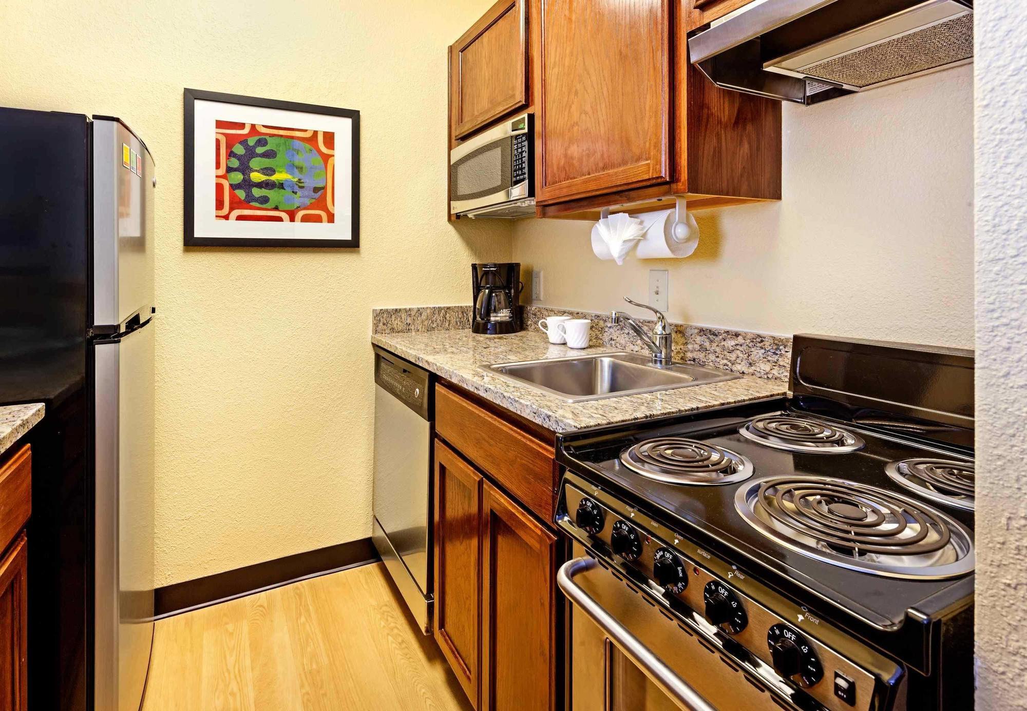 Towneplace Midtown Hotel